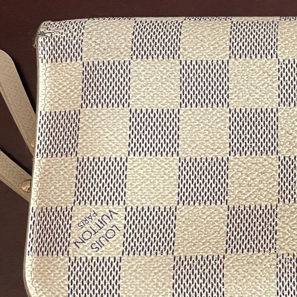 LOUIS VUITTON INSOLITE DAMIER AZUR LARGE WALLET - Picture 16 of 16
